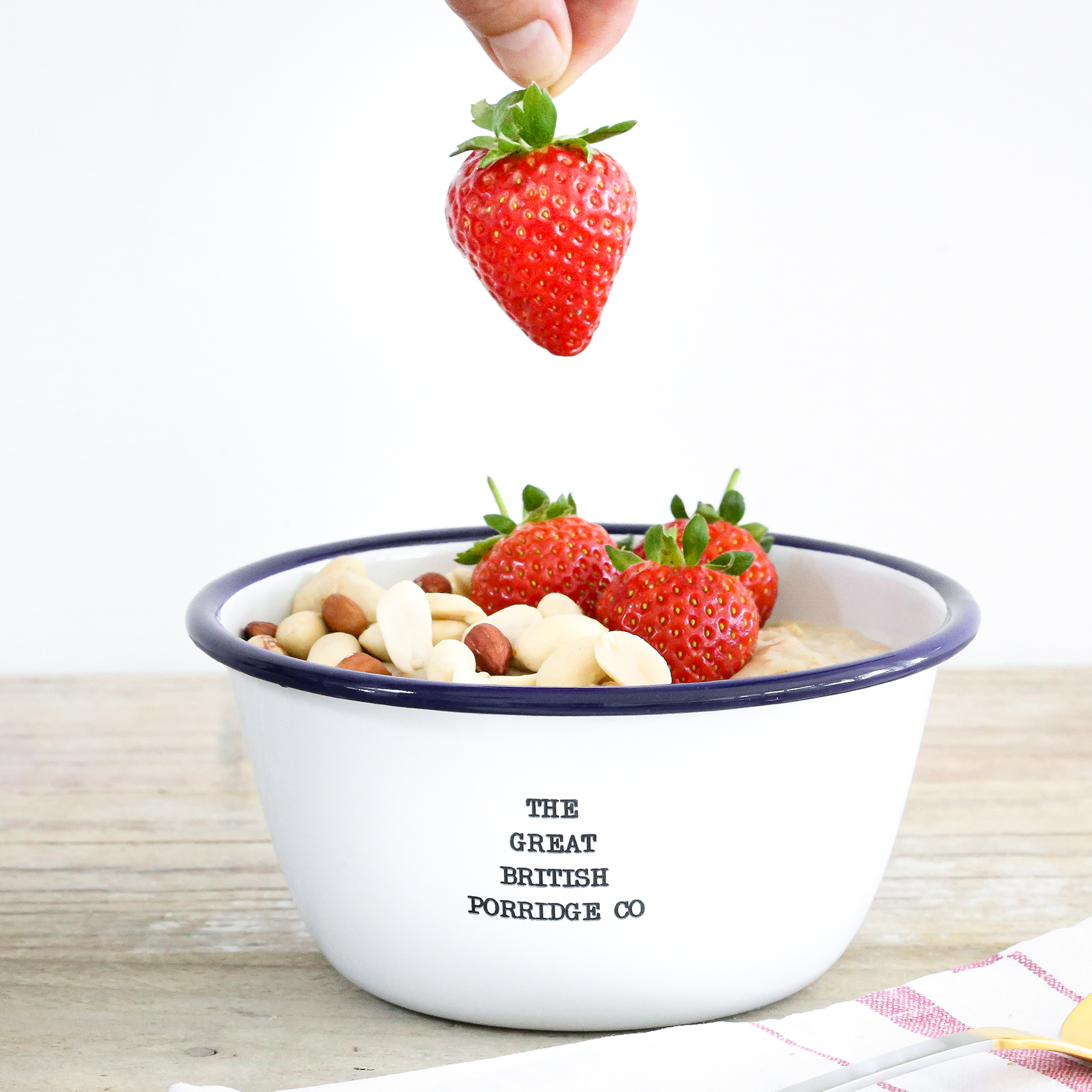 Strawberry & Peanut Porridge Pouch